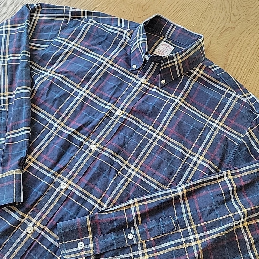 Brooks Brothers Madison Shirt Men's XL Navy Blue Button Up Supima Non Iron L/S